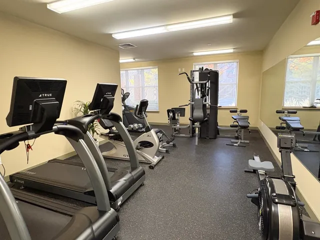 $2,600 | 410 Farrell Street, Unit 415, South Burlington, VT 05403