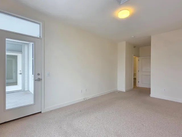 $2,600 | 410 Farrell Street, Unit 415, South Burlington, VT 05403