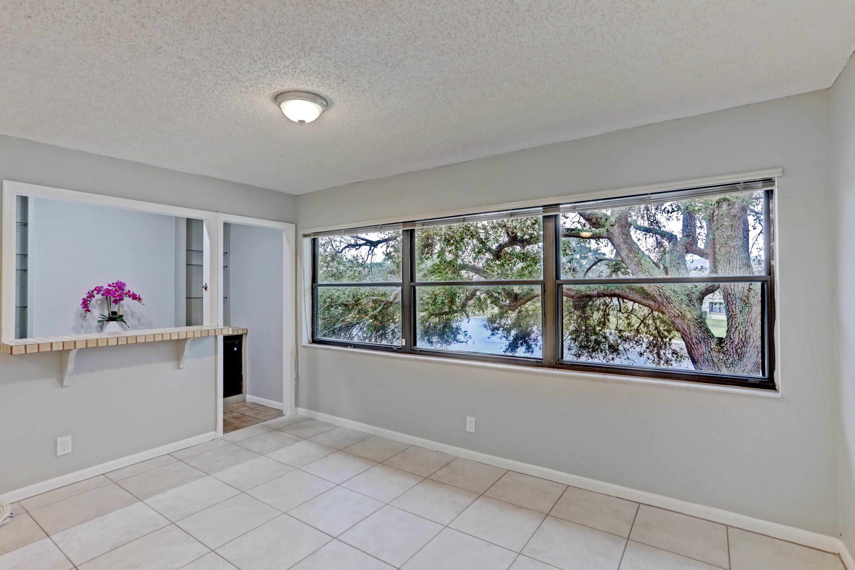 3011 Southwest 21st Terrace, Unit 382A Delray Beach, FL 33445 - Photo 15 of 42 15_living room 5