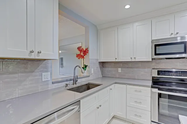 $343,000 | 3011 Southwest 21st Terrace, Unit 382A, Delray Beach, FL 33445