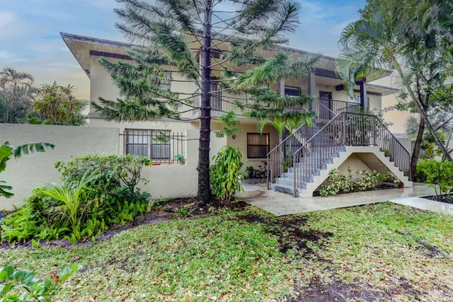 $343,000 | 3011 Southwest 21st Terrace, Unit 382A, Delray Beach, FL 33445