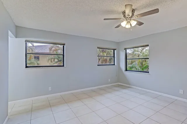 $343,000 | 3011 Southwest 21st Terrace, Unit 382A, Delray Beach, FL 33445