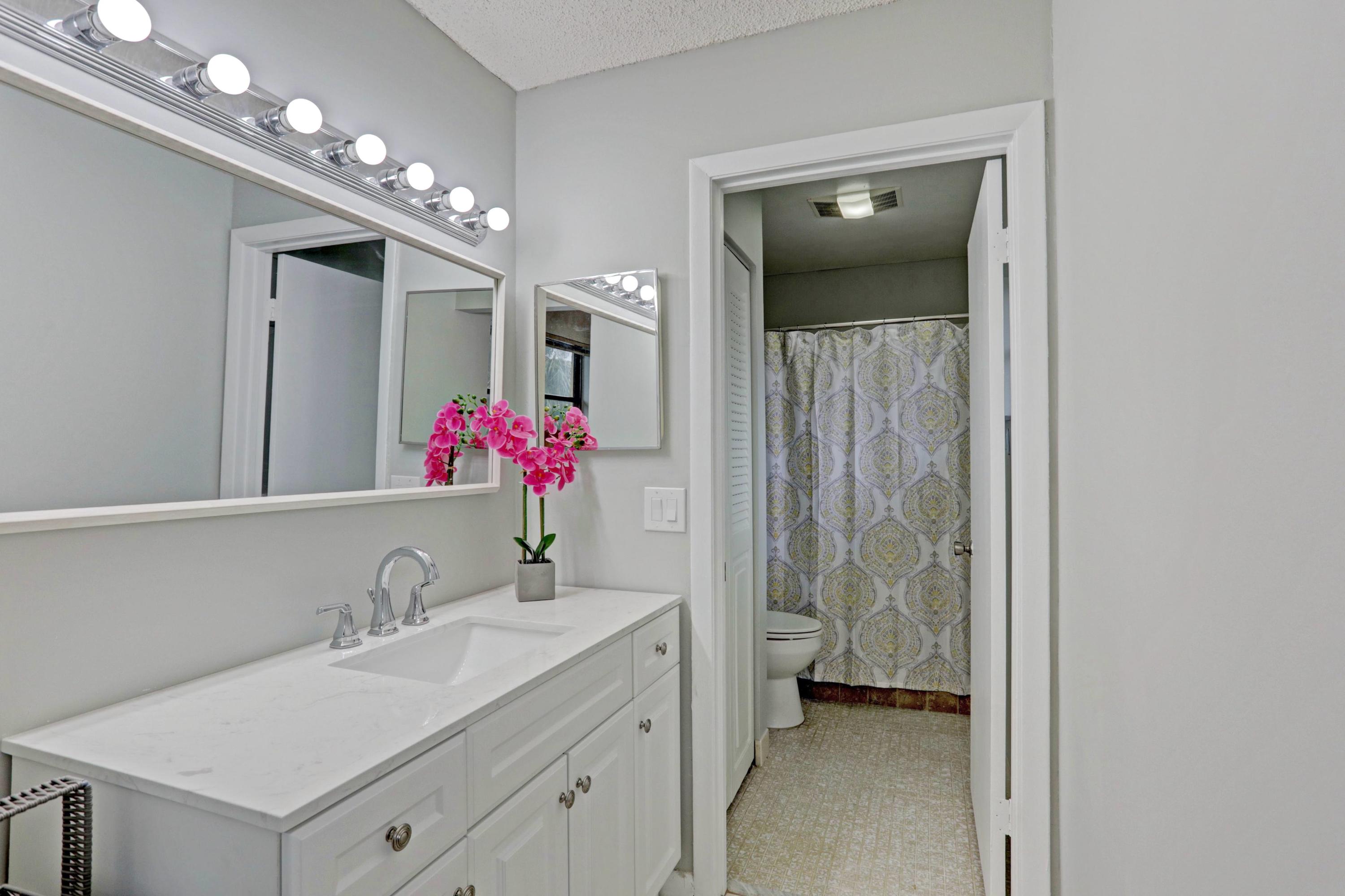 3011 Southwest 21st Terrace, Unit 382A Delray Beach, FL 33445 - Photo 36 of 42 36_primary bathroom 1