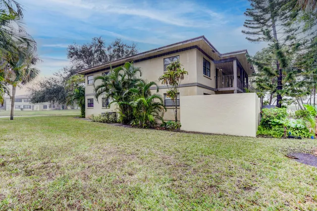 $343,000 | 3011 Southwest 21st Terrace, Unit 382A, Delray Beach, FL 33445