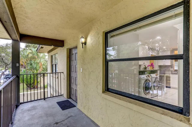 $343,000 | 3011 Southwest 21st Terrace, Unit 382A, Delray Beach, FL 33445