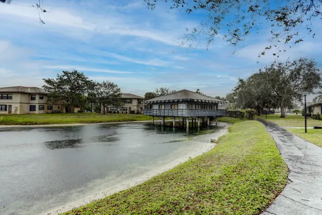 $343,000 | 3011 Southwest 21st Terrace, Unit 382A, Delray Beach, FL 33445