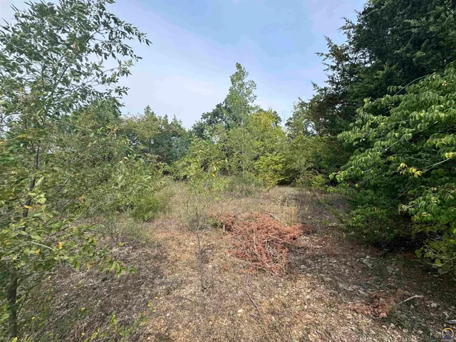 $24,000 | 2301 Southeast Capricorn Avenue, Topeka, KS 66605