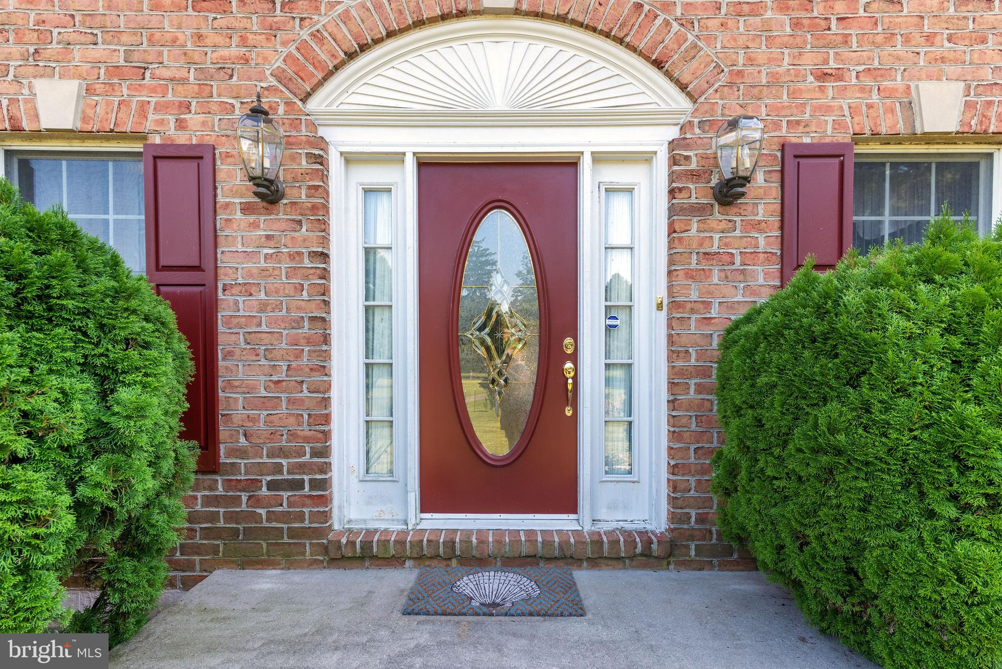 2 Tully Lane Reading, PA 19601 - Photo 3 of 32 Front door