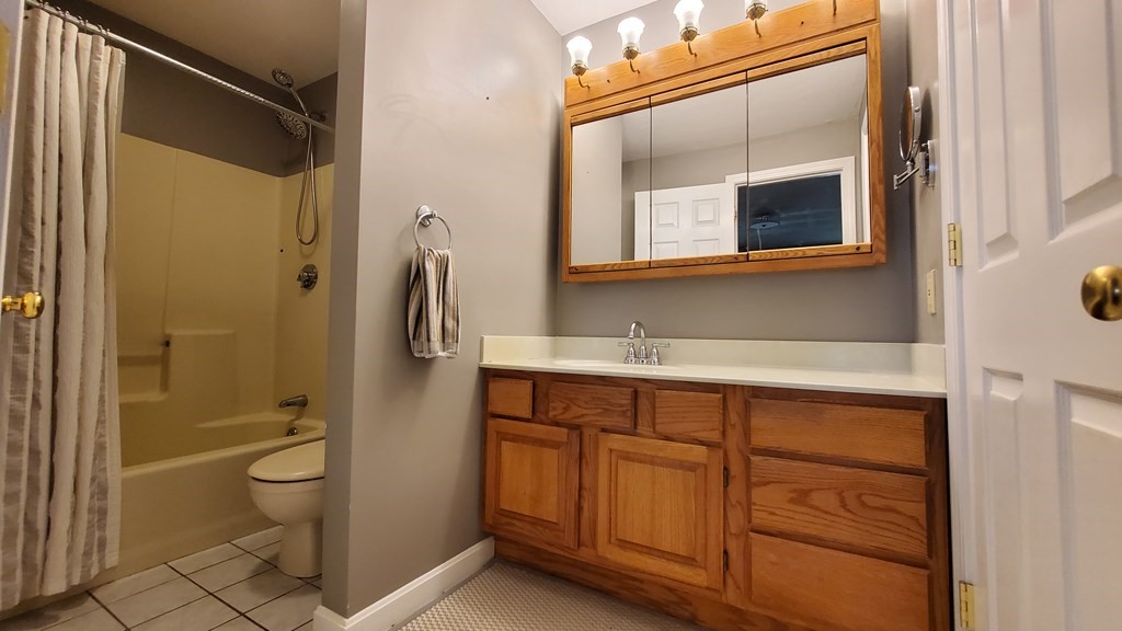 179 Doyle Road Holden, MA 01520 - Photo 27 of 41 Gallery Image 27