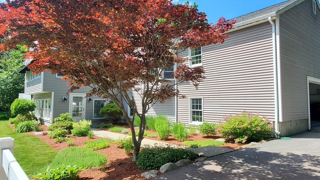 179 Doyle Road Holden, MA 01520 - Photo 8 of 41 Gallery Image 8