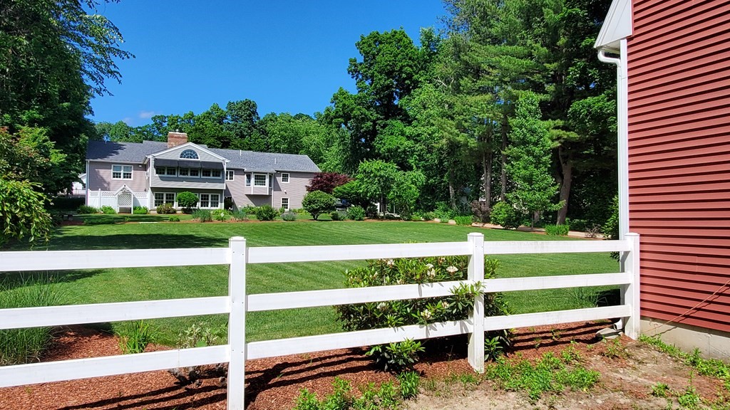 179 Doyle Road Holden, MA 01520 - Photo 10 of 41 Gallery Image 10