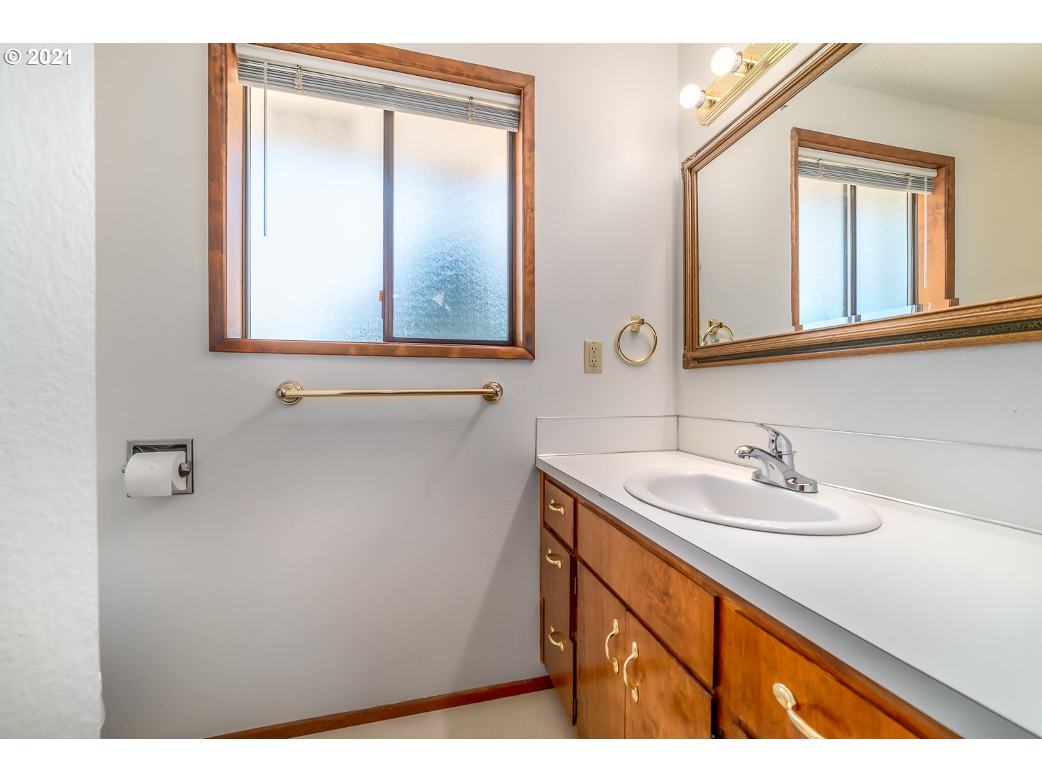 2197 North 23rd Street Springfield, OR 97477 - Photo 23 of 29