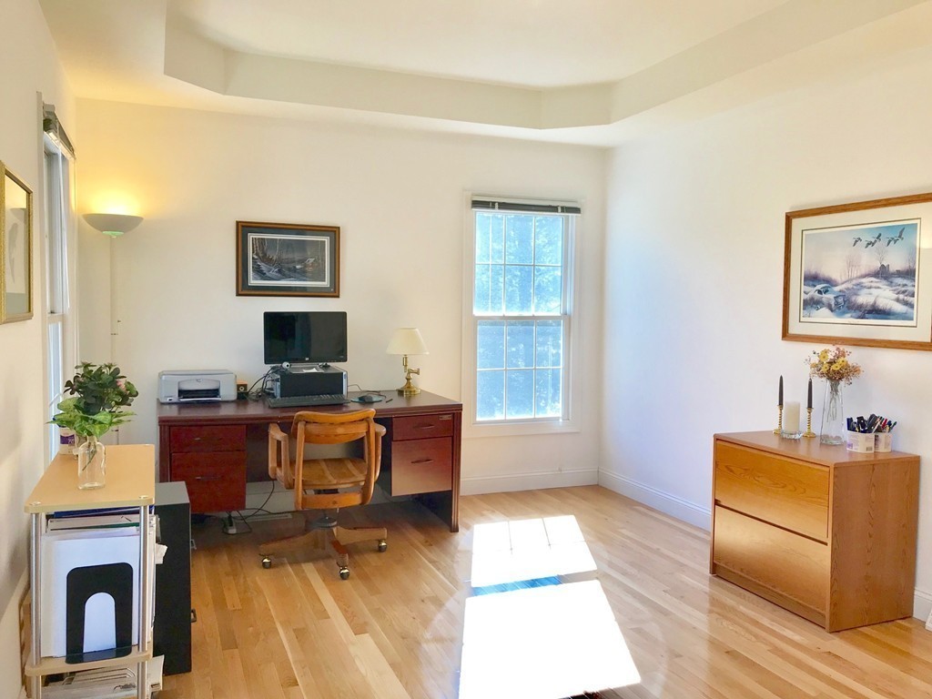 28 Summerfield Road Amherst, MA 01002 - Photo 15 of 30 Gallery Image 15