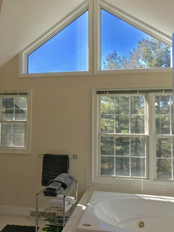 28 Summerfield Road Amherst, MA 01002 - Photo 21 of 30 Gallery Image 21