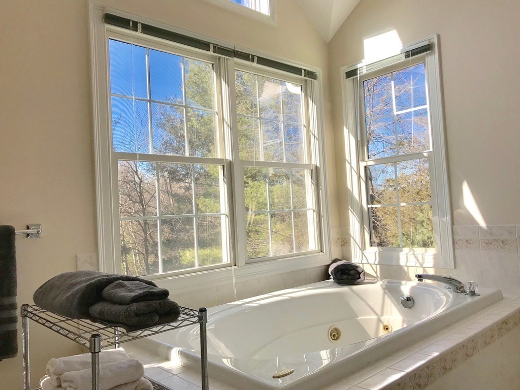 28 Summerfield Road Amherst, MA 01002 - Photo 22 of 30 Gallery Image 22