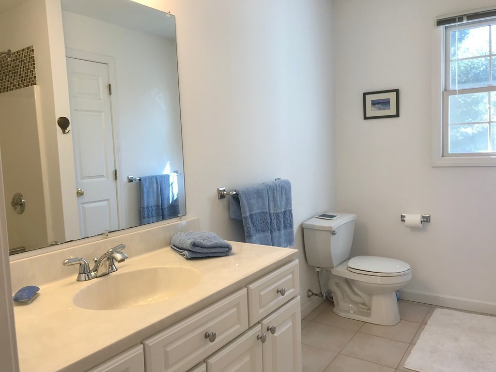 28 Summerfield Road Amherst, MA 01002 - Photo 27 of 30 Gallery Image 27