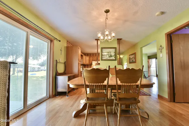 $259,900 | 128 Pilling Drive, Fonda, NY 12068