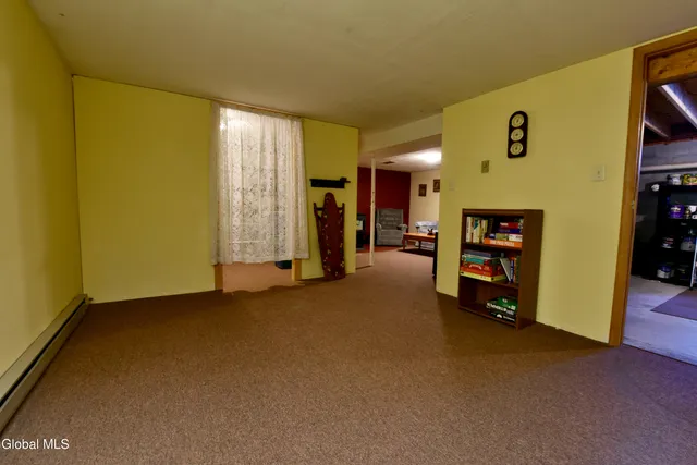 $259,900 | 128 Pilling Drive, Fonda, NY 12068