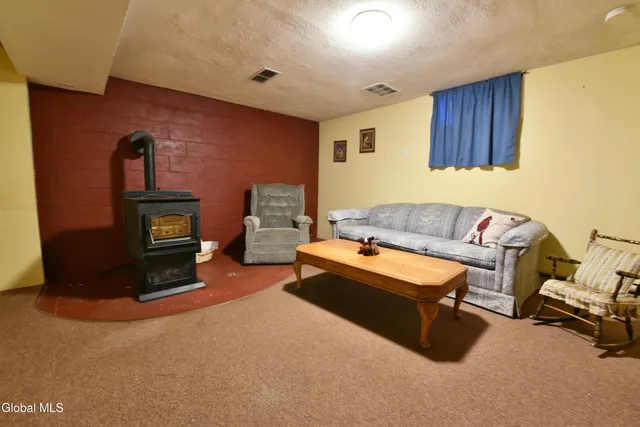 $259,900 | 128 Pilling Drive, Fonda, NY 12068