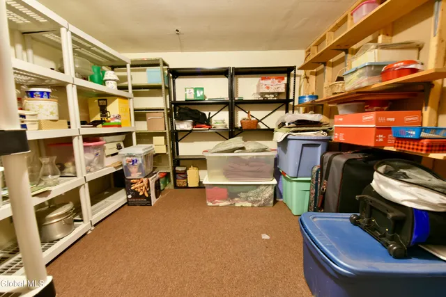 $259,900 | 128 Pilling Drive, Fonda, NY 12068