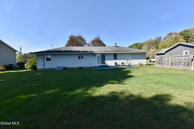 $259,900 | 128 Pilling Drive, Fonda, NY 12068