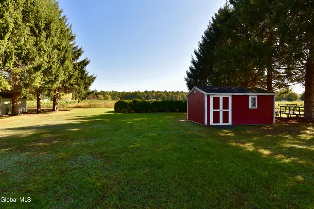 $259,900 | 128 Pilling Drive, Fonda, NY 12068