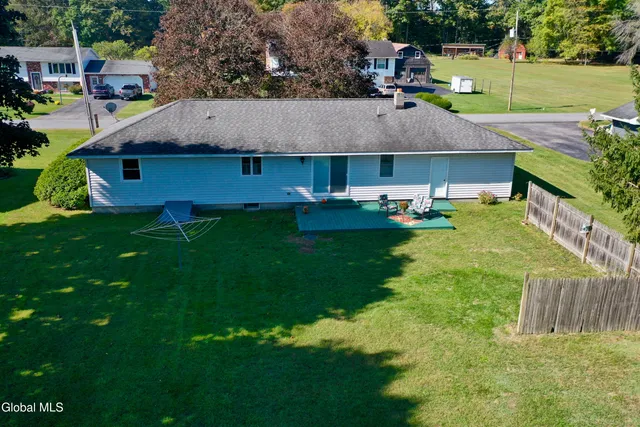 $259,900 | 128 Pilling Drive, Fonda, NY 12068