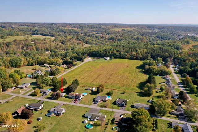 $259,900 | 128 Pilling Drive, Fonda, NY 12068