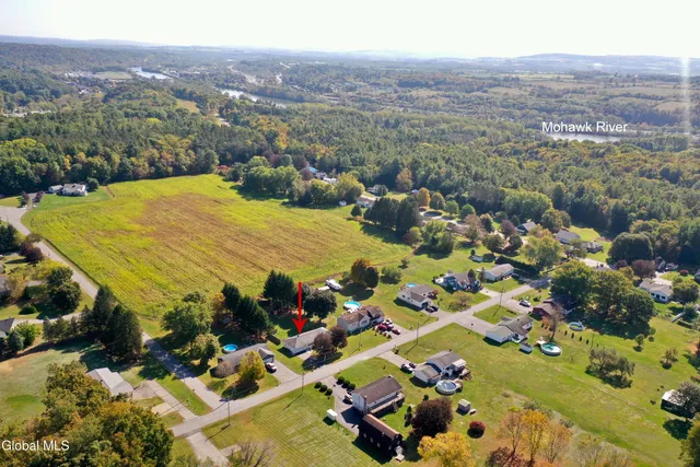 $259,900 | 128 Pilling Drive, Fonda, NY 12068