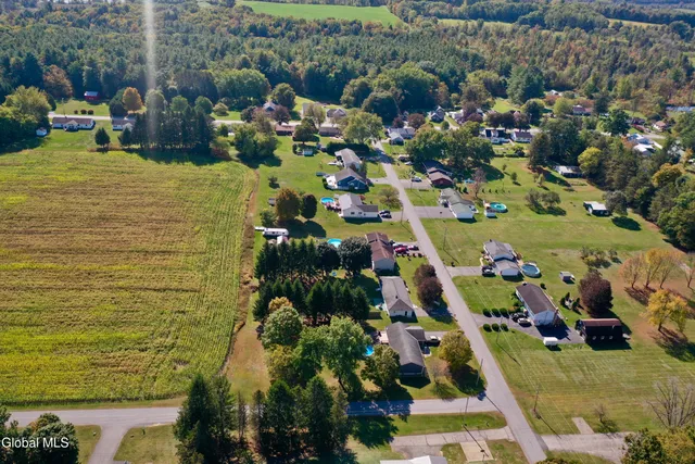 $259,900 | 128 Pilling Drive, Fonda, NY 12068