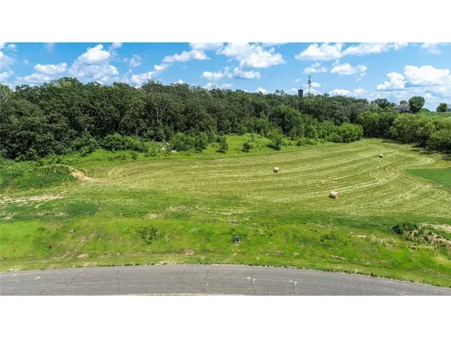 $59,900 | 1002 Golfview Drive, Preston, MN 55965