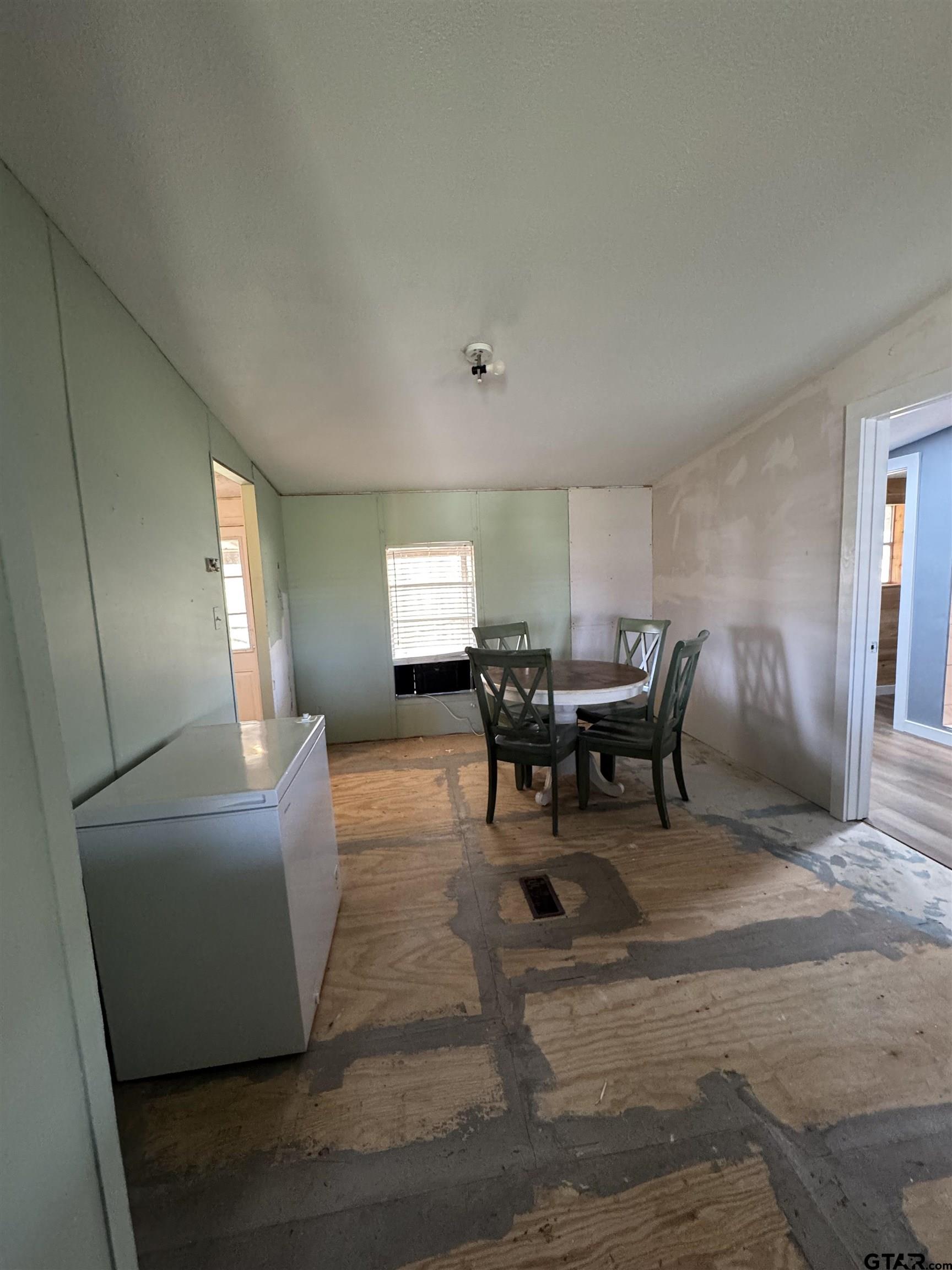 11866 Highway 37 Winnsboro, TX 75494 - Photo 19 of 41