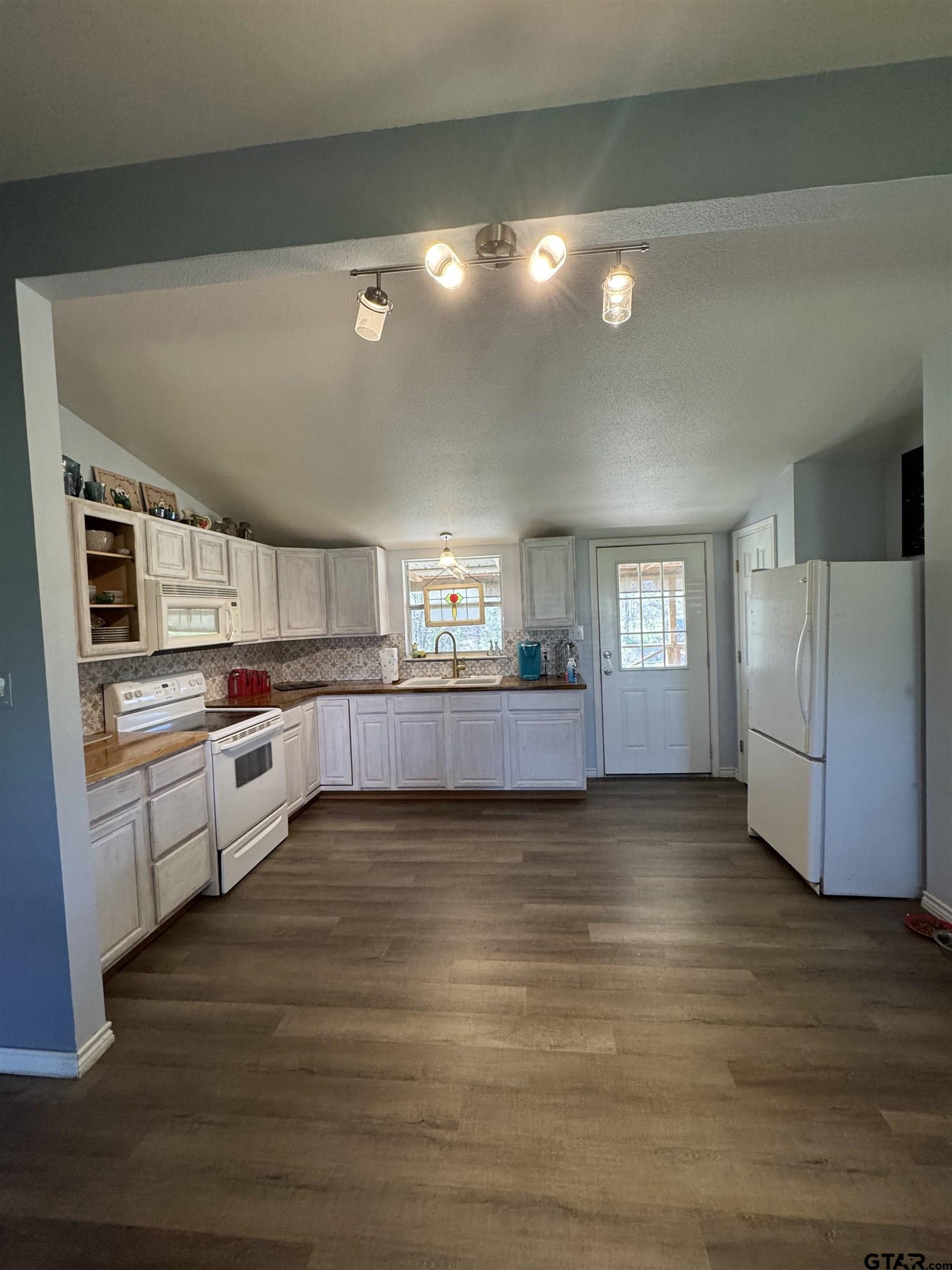 11866 Highway 37 Winnsboro, TX 75494 - Photo 6 of 41