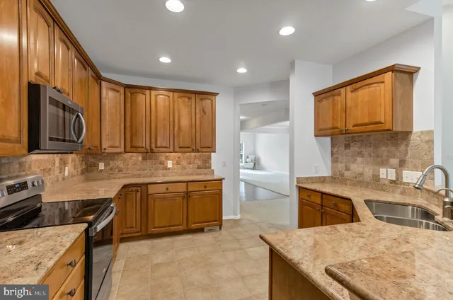 $560,000 | 24872 Rivers Edge Road, Millsboro, DE 19966