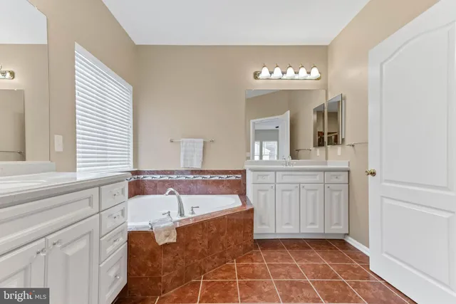 $560,000 | 24872 Rivers Edge Road, Millsboro, DE 19966