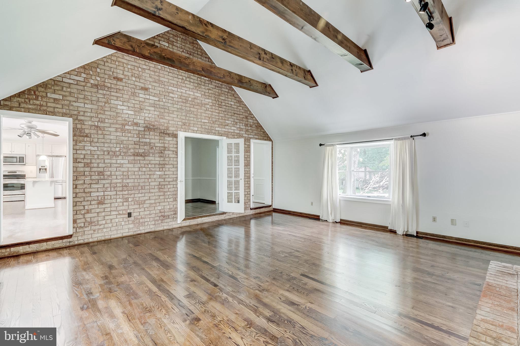 12500 Timber Grove Road Reisterstown, MD 21136 - Photo 22 of 89 Family Room