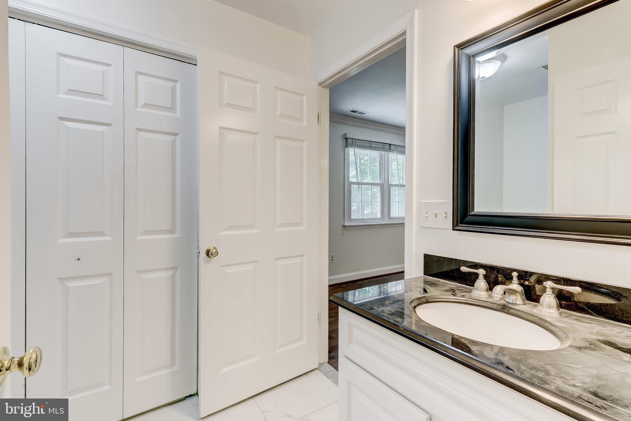 12500 Timber Grove Road Reisterstown, MD 21136 - Photo 44 of 89 Hall bath, shared with Bedroom 3