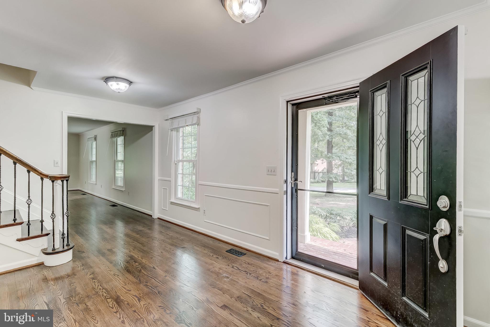 12500 Timber Grove Road Reisterstown, MD 21136 - Photo 8 of 89 Foyer
