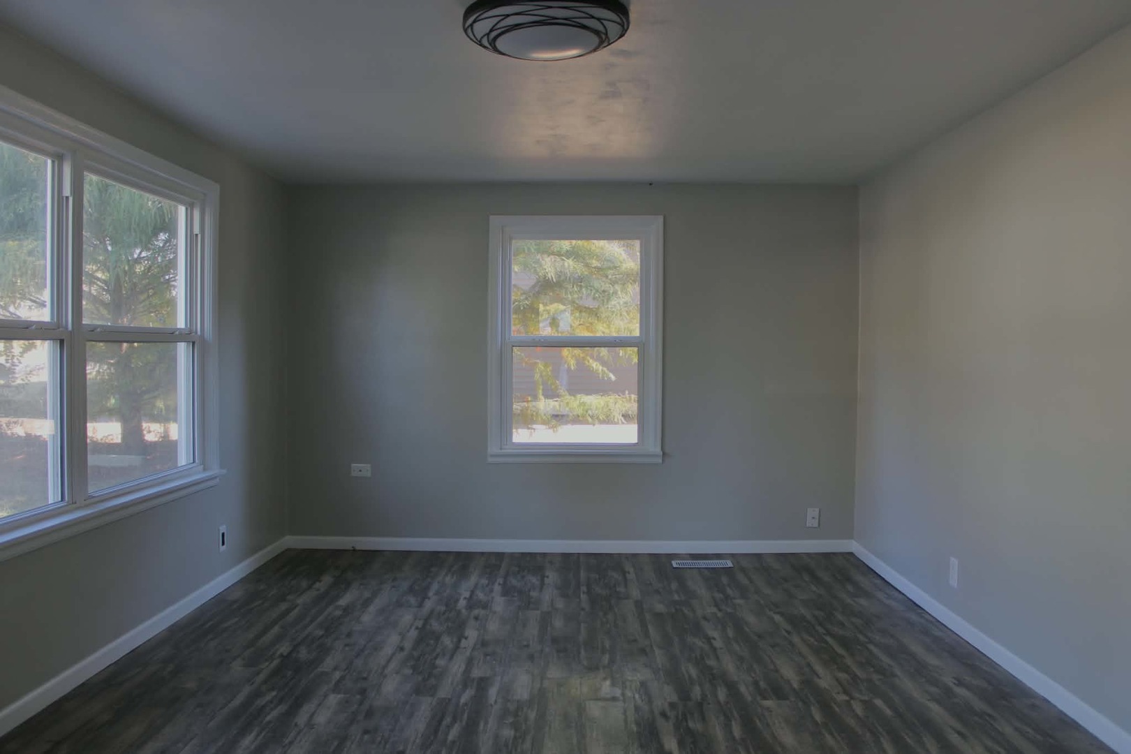 925 Airport Road Mount Vernon, IL 62864 - Photo 4 of 13 Gallery Image 4