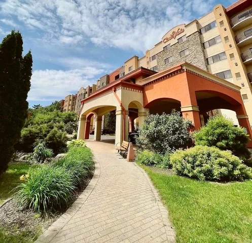 $174,900 | 2411 River, Unit 2515, Wisconsin Dells, WI 53965