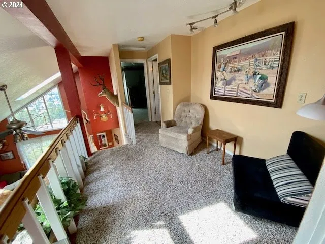 $550,000 | 58392 Antelope Lane, Mount Vernon, OR 97865