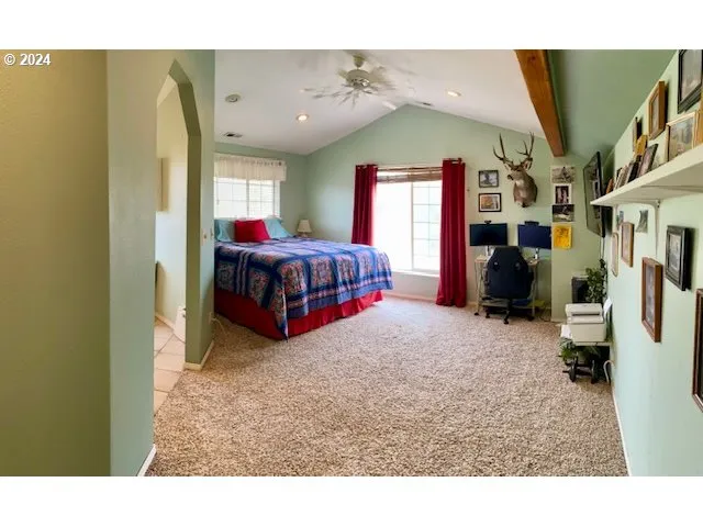 $550,000 | 58392 Antelope Lane, Mount Vernon, OR 97865