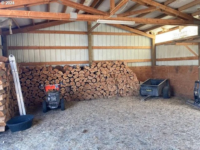 $550,000 | 58392 Antelope Lane, Mount Vernon, OR 97865