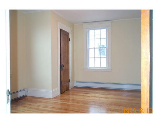 183 King Philip Road Worcester, MA 01606 - Photo 13 of 16