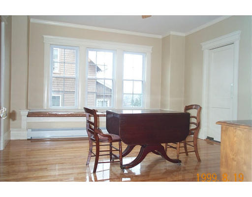 183 King Philip Road Worcester, MA 01606 - Photo 5 of 16