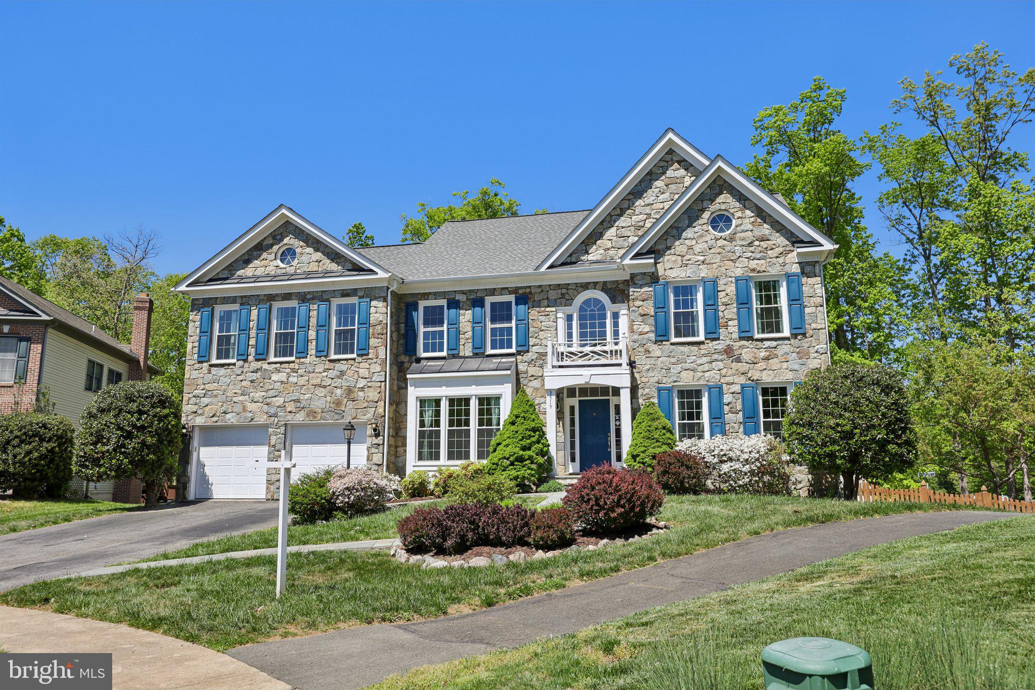 3519 Katrina Court Triangle, VA 22172 - Photo 3 of 101 a front view of a house with a yard