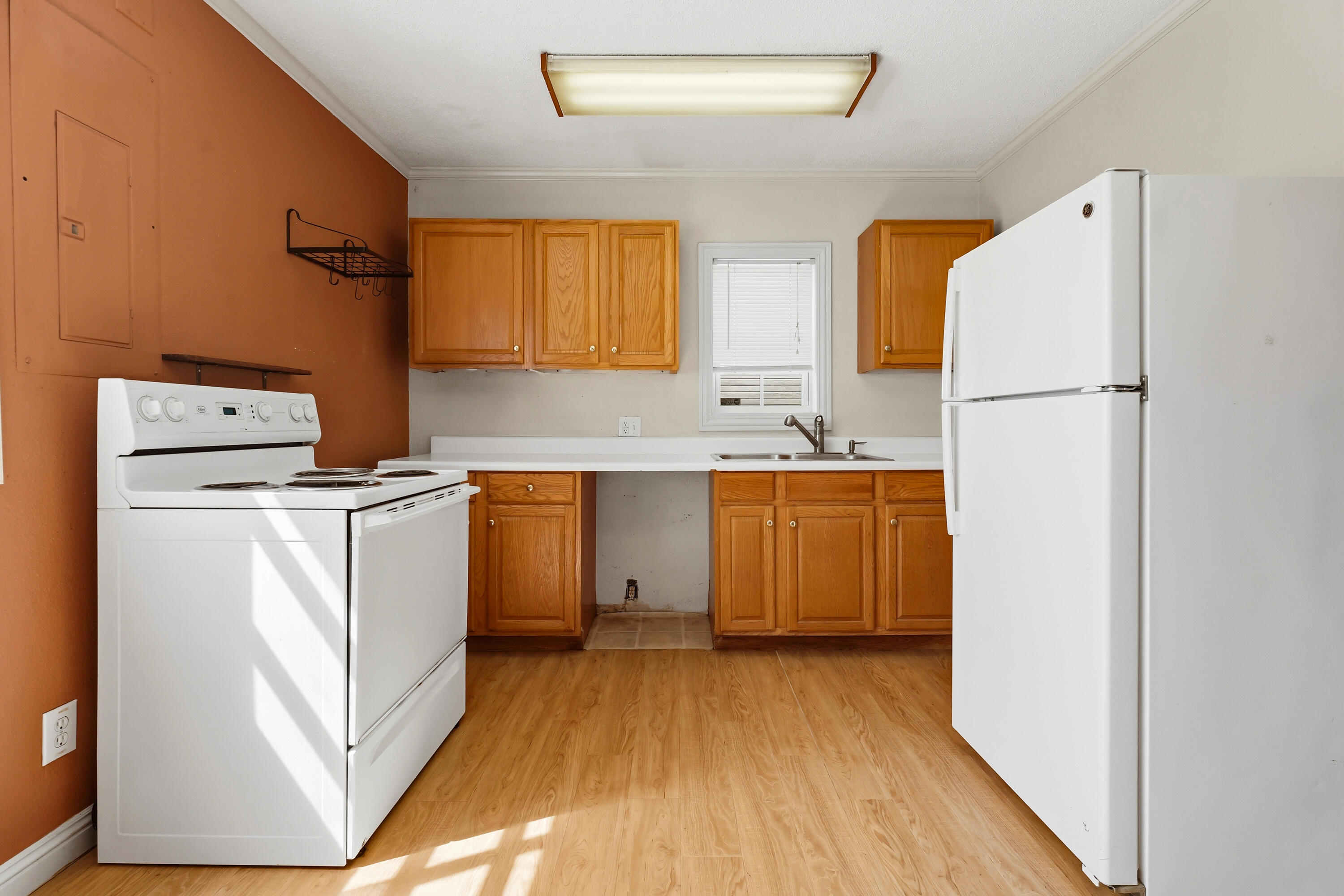 2419 25th Street Lubbock, TX 79411 - Photo 8 of 21 DSC00872