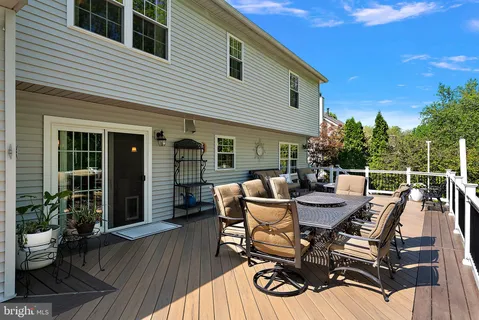 $769,900 | 40 Silverwood Boulevard, Newark, DE 19711