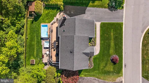 $769,900 | 40 Silverwood Boulevard, Newark, DE 19711