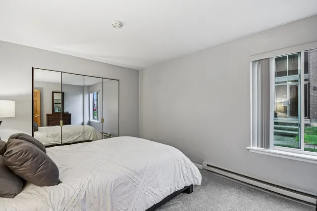 $149,900 | 15728 Terrace Drive, Unit RO1, Oak Forest, IL 60452